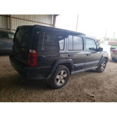 C_01_DEMO_JEEP_COMMANDER
